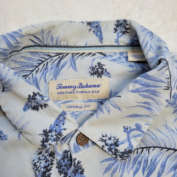 Tommy Bahama Shirt Mens 3XL Silk Floral All Over Pattern Hawaiian Blue White SS - Picture 4 of 8